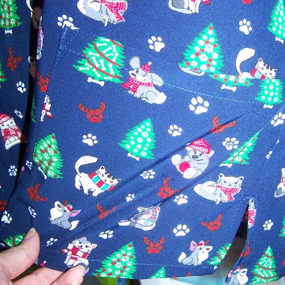 GT Performance NWT Holiday Animals Scrub Top Sz M - Picture 5 of 7